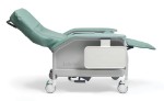 Deluxe Clinical Care Recliner