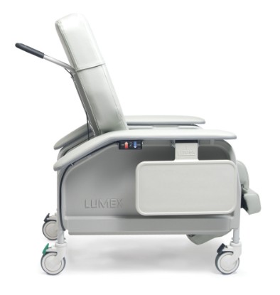 Picture of Extra Wide Clinical Care Recliner