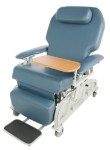 Lumex Swing-Away Folding Table
